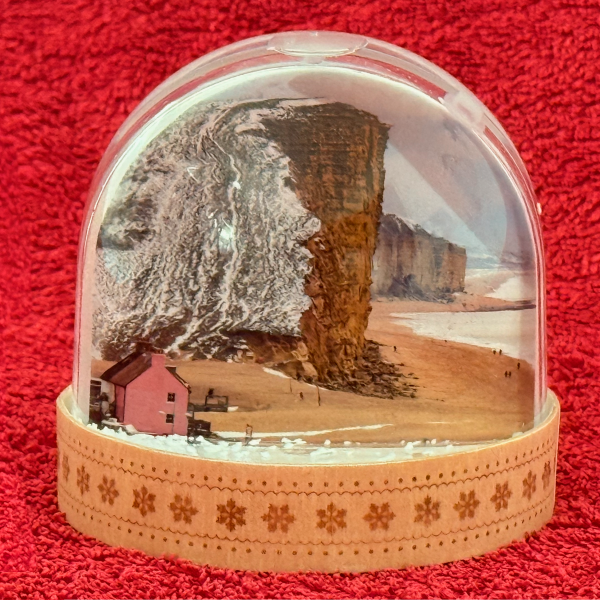 Snow Globes - OUT OF STOCK - Image 3